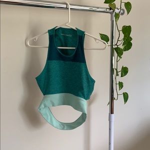 Outdoor Voices Tri-tone slashback crop